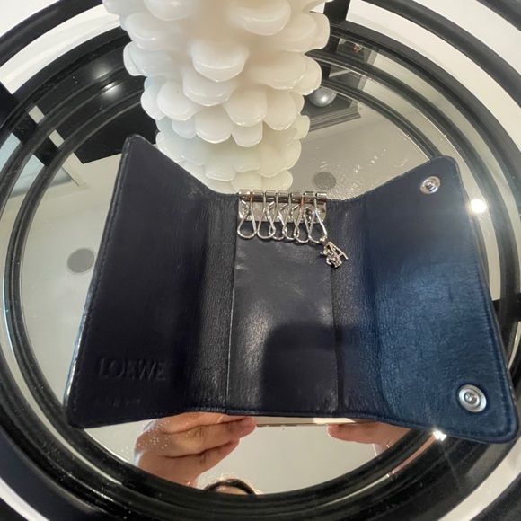 Vintage Loewe Key Wallet - Picture 11 of 15